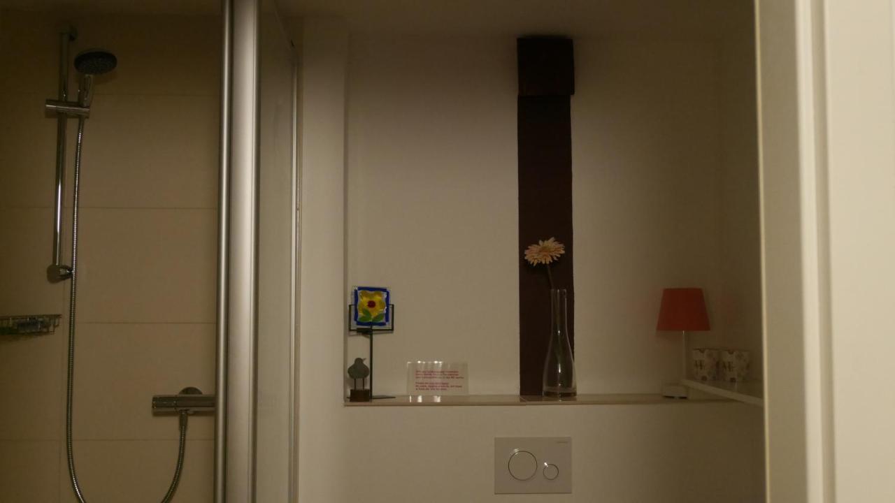 Ruhiges Apartment Nuernberg Sued Ost - Naehe Messe - Mit Wallbox المظهر الخارجي الصورة